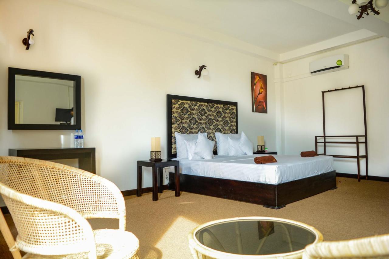 L&D Stay Inn Hikkaduwa Exterior foto